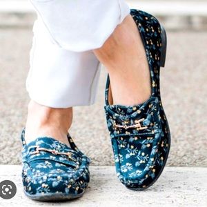 Cabi. Carnaby Penny Loafers | Size W7